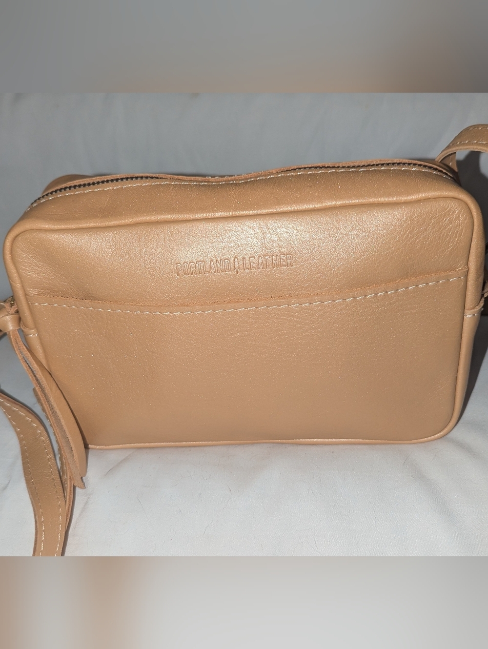 Portland Leather Lsrgr Camera Beige-Tan Shoulder Crossbody Bag